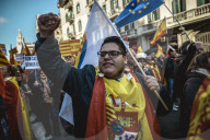 NEWS - Barcelona demonstriert Zusammenhalt