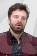 PORTRAIT - Sebastian Stan