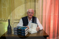 STUDIO - Philip Pullman