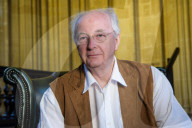 STUDIO - Philip Pullman