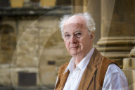 STUDIO - Philip Pullman