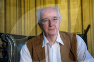 STUDIO - Philip Pullman