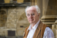 STUDIO - Philip Pullman