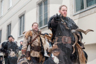 FEATURE - Traditioneller Krampus-Lauf in München auf den Weihnachtsmärkten