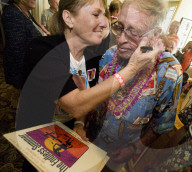 PEOPLE - Surf-Film-Pionier Bruce Brown ist im Alter von 80 Jahren gestorben
