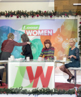 PEOPLE - Mutter krank - Katie  Price bricht in der Loose Woman Show in Tränen aus