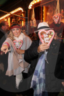 PEOPLE - Albano und Romina Power besuchen den Hamburger Weihnachtsmarkt