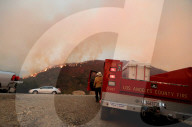 NEWS - USA: Waldbrände in Südkalifornien wüten weiter