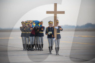 PEOPLE - Bukarest: Trauerfeier für den verstorbenen König Michael I von Rumänien am Flughafen