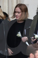 PEOPLE - Adele sichtlich erschütter am Gedenkgottesdienst für die Grenfell-Opfer