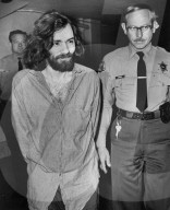 NEWS - Charles Manson im Alter von 83 Jahren gestorben