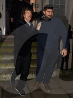 PEOPLE - Promis bei der Jewgeni Lebedews Weinachtsparty