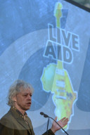 PEOPLE - Sir Bob Geldof in der National Library in Dublin