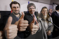 NEWS - Spanien: Puigdemont spricht von Sieg der 'katalanischen Republik'