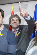 NEWS - Spanien: Puigdemont spricht von Sieg der 'katalanischen Republik'