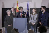 NEWS - Spanien: Puigdemont spricht von Sieg der 'katalanischen Republik'