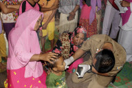 REPORTAGE - Diphtherie Impfung in Indonesien