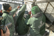 NEWS - New York: Aufbauarbeiten am Times Square für den New Years Eve Ball