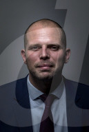 STUDIO - Theo Francken
