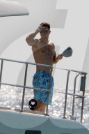 PEOPLE - Mark Wahlberg macht mit seiner Familie Ferien auf Barbados