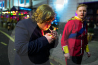 FEATURE - Üble Szenen in englischen Städten am Boxing Day