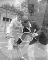 Hugo de Senarclens mit einem Schüler 1951