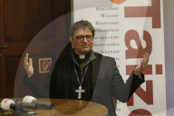 NEWS - Schweiz: Europäisches Jugendtreffen Taizé-Basel