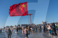 FEATURE - In eisiger Kälte: Coney Island Polar Bear Schwimmen