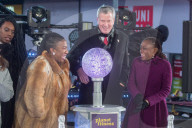 PEOPLE - Silvesterfeier am Times Square in New York