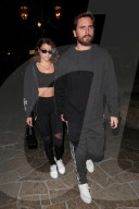 PEOPLE - Sofia Richie und Scott Disick sind im Partnerlook unterwegs