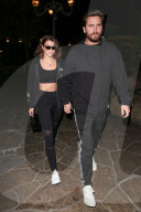 PEOPLE - Sofia Richie und Scott Disick sind im Partnerlook unterwegs