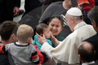 NEWS - Rom: Franziskus - ein Papst zum Anfassen