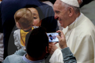 NEWS - Rom: Franziskus - ein Papst zum Anfassen