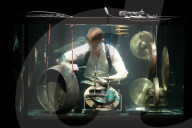 FEATURE -  Sydney Festival: Unterwasserband