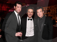 PEOPLE - Golden Globes: Promis feiern an der Netflix Party