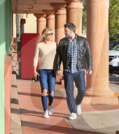 EXKLUSIV - Glücklich im Louboutin-Store: Ben Affeck und Freundin Lindsay Shookus