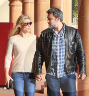 EXKLUSIV - Glücklich im Louboutin-Store: Ben Affeck und Freundin Lindsay Shookus