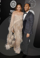 PEOPLE - Promis an der 'Heaven' Gala in Santa Monica