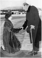 Prinzessin Margaret, Hofknicks vor König Olav, 1961