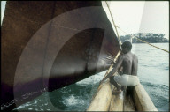 Einheimischer auf Einbaum, Fischerboot, Indien 1981