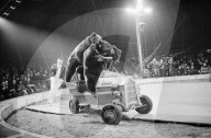 Circus Knie 1964: Rupperts Bären fahren Auto