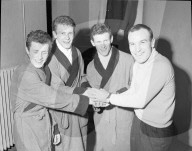 Gebrüder Chervet mit ihrem Trainer Charly Bühler, 1961
