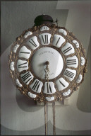 Antike Wanduhr, 1974