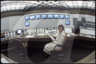 Gotthardtunnel bei Göschenen 1980, Überwachungsraum, Monitore