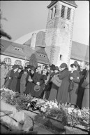 Beisetzung der Bombardierungsopfer in Stein am Rhein 1945
