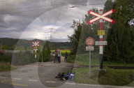 Tod zweier Knaben auf Moped bei Bahnübergang Oberentfelden, 2004