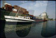 Rheinhafen von Basel 1985