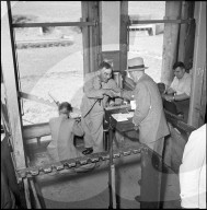 General Guisan zu Besuch beim Zürcher Knabenschiessen 1950