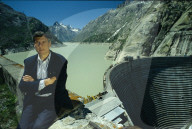Rudolf Strahm am Grimsel-Stausee, 1990