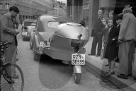 Benzinmangel in der Schweiz 1940: Auto mit Holzgas-Generator 